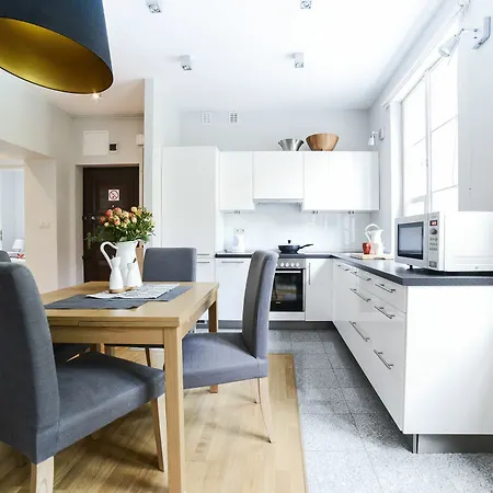 Spacious In The Old Town *